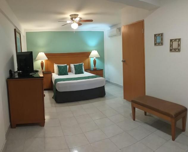 Hotel Central Station Тулум Екстер'єр фото